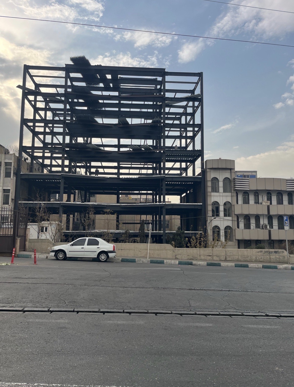 شرکت حاتم زمین